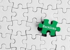 Backlinks, Linkbuilding uitbesteden